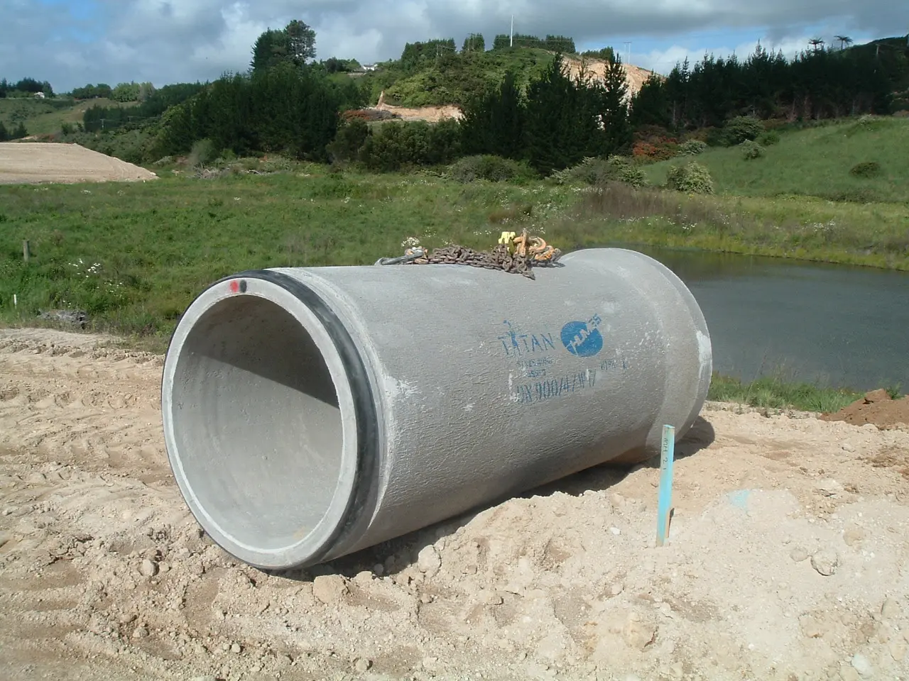 VT PIPES ETC 002